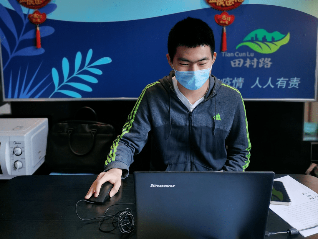 关于深圳人人面临绝墦，临危受命展现拼搏精神的信息